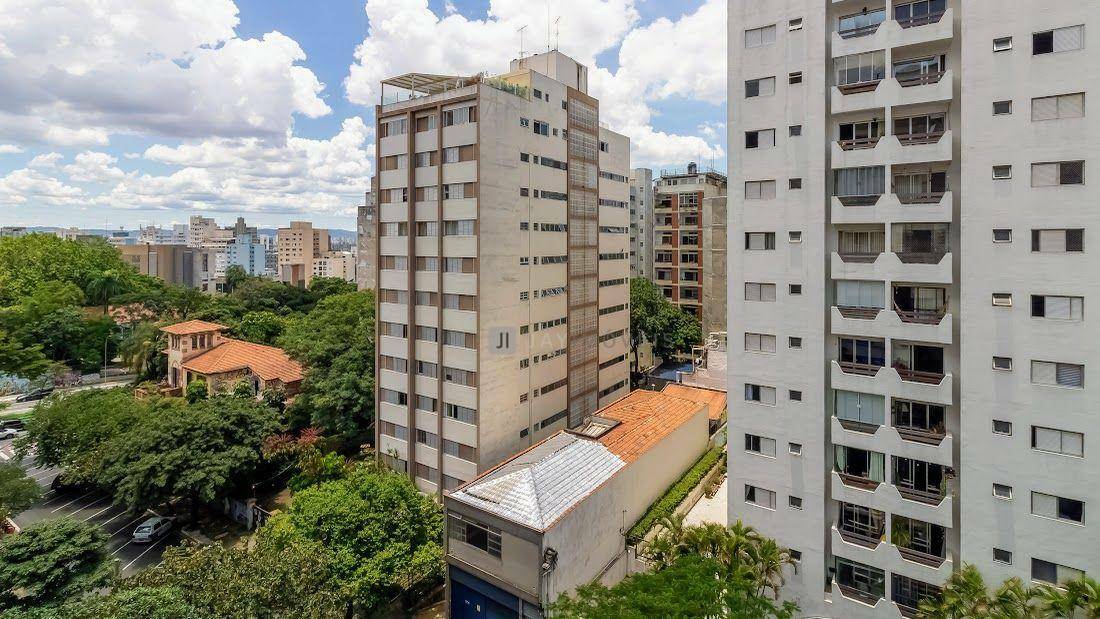 Apartamento à venda com 3 quartos, 212m² - Foto 46