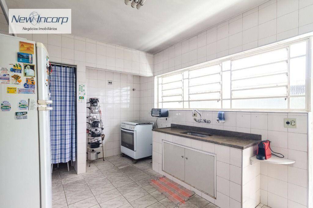 Casa à venda com 3 quartos, 307m² - Foto 18