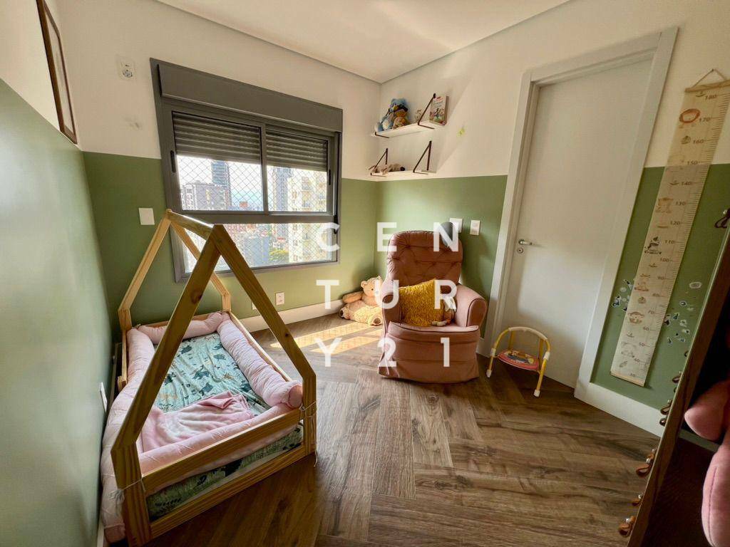 Apartamento à venda com 3 quartos, 122m² - Foto 22