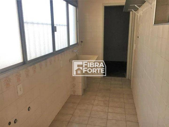 Apartamento à venda com 3 quartos, 104m² - Foto 8