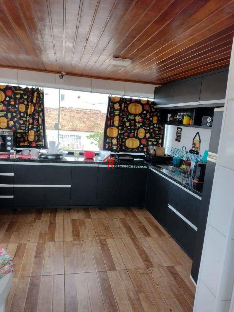 Casa à venda com 3 quartos, 142m² - Foto 6