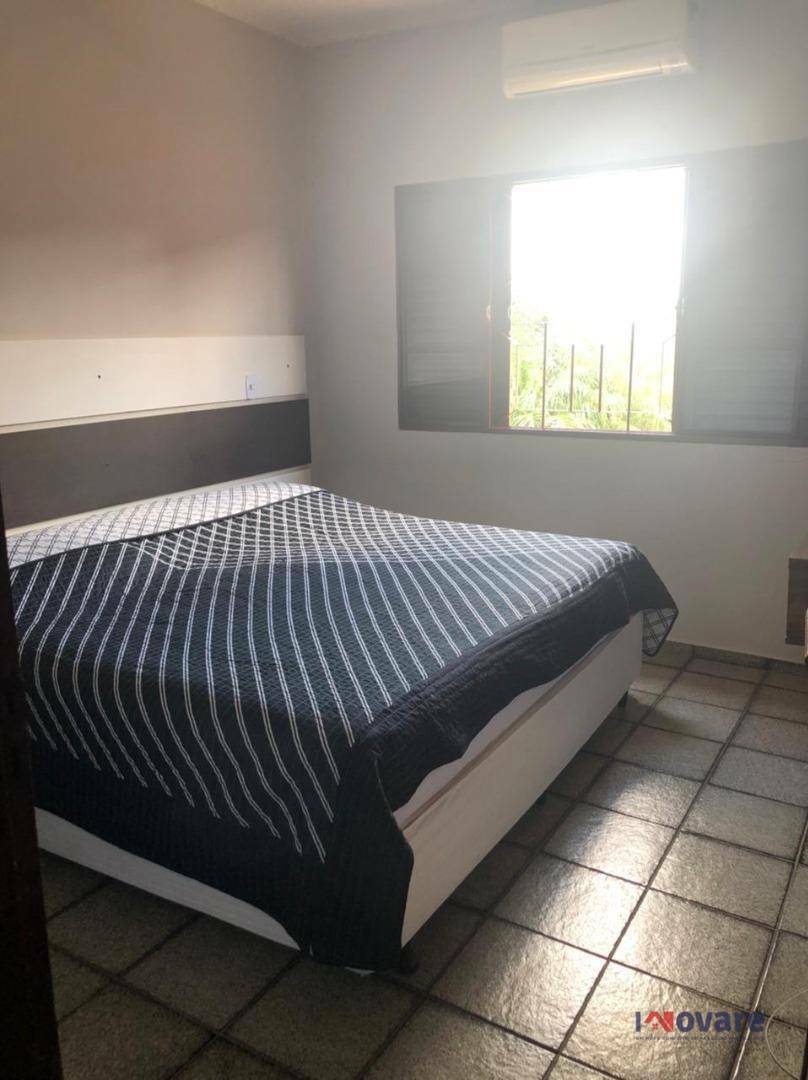 Casa à venda com 3 quartos, 180m² - Foto 25