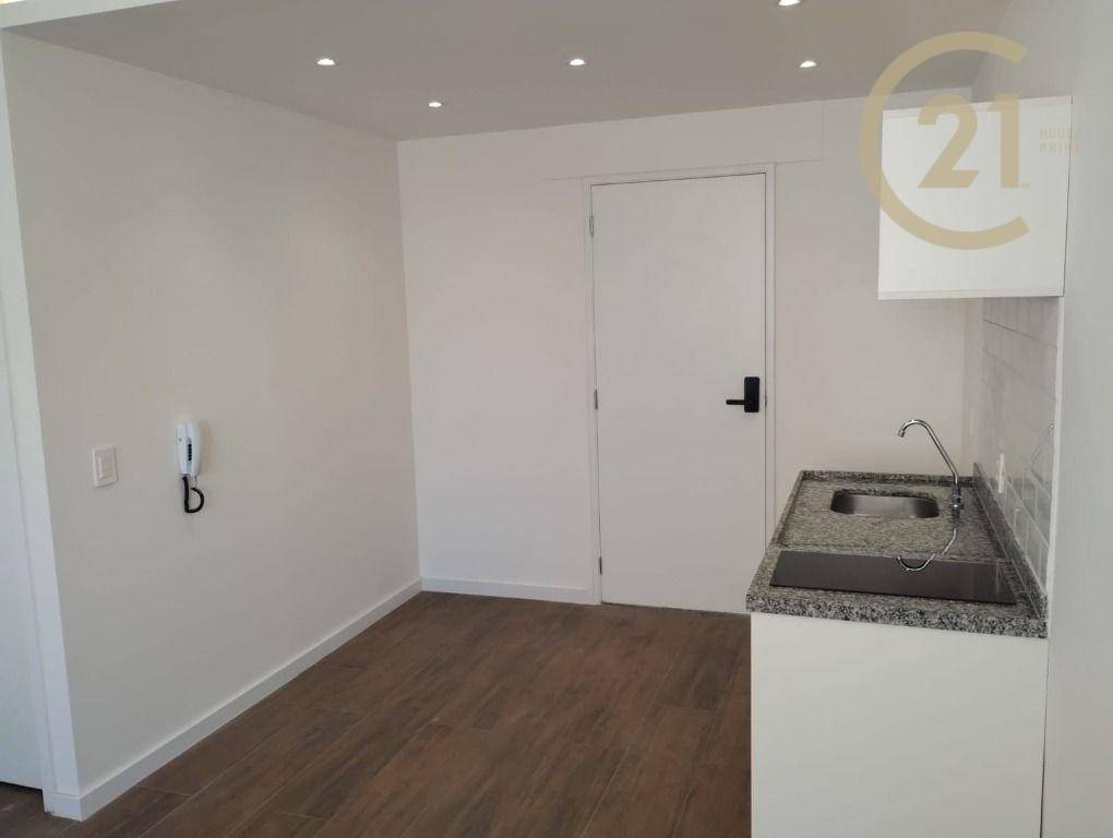 Apartamento à venda com 1 quarto, 24m² - Foto 2