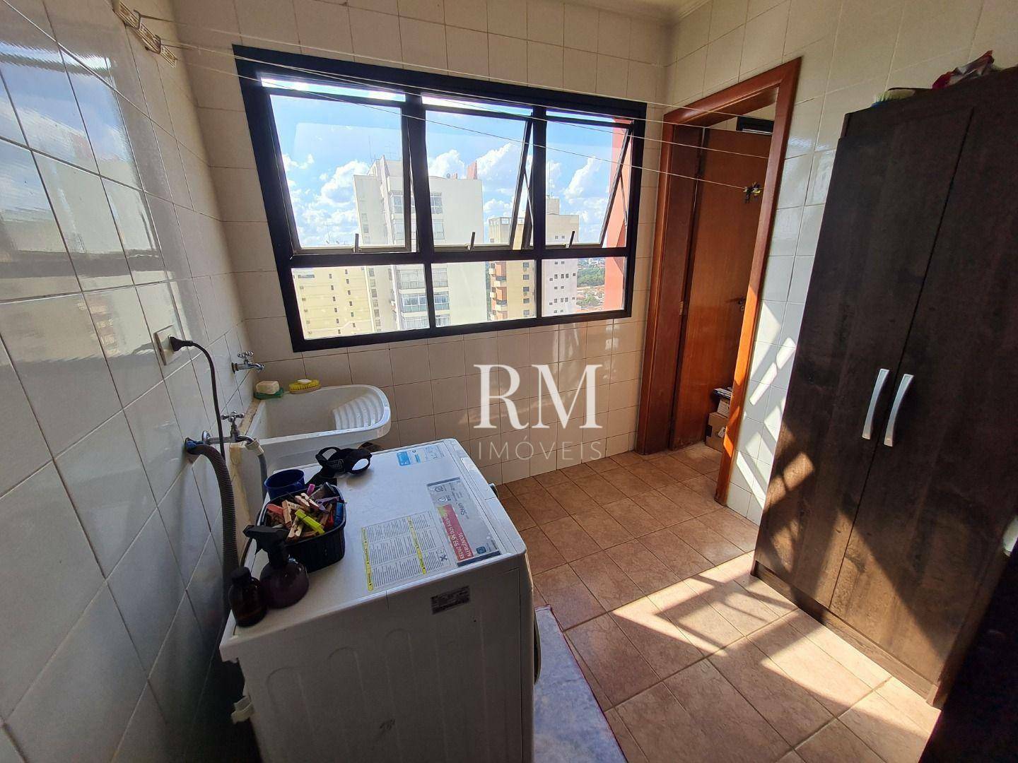 Apartamento à venda com 2 quartos, 90m² - Foto 11