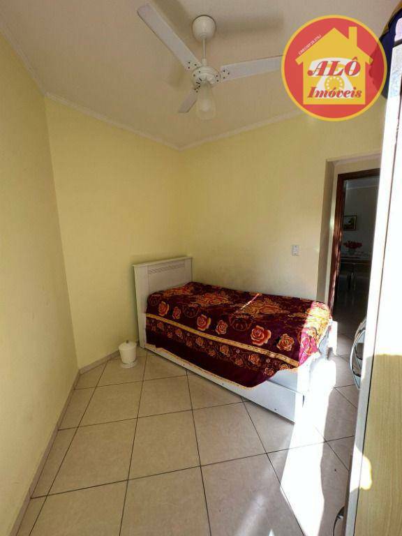 Apartamento à venda com 2 quartos, 70m² - Foto 4