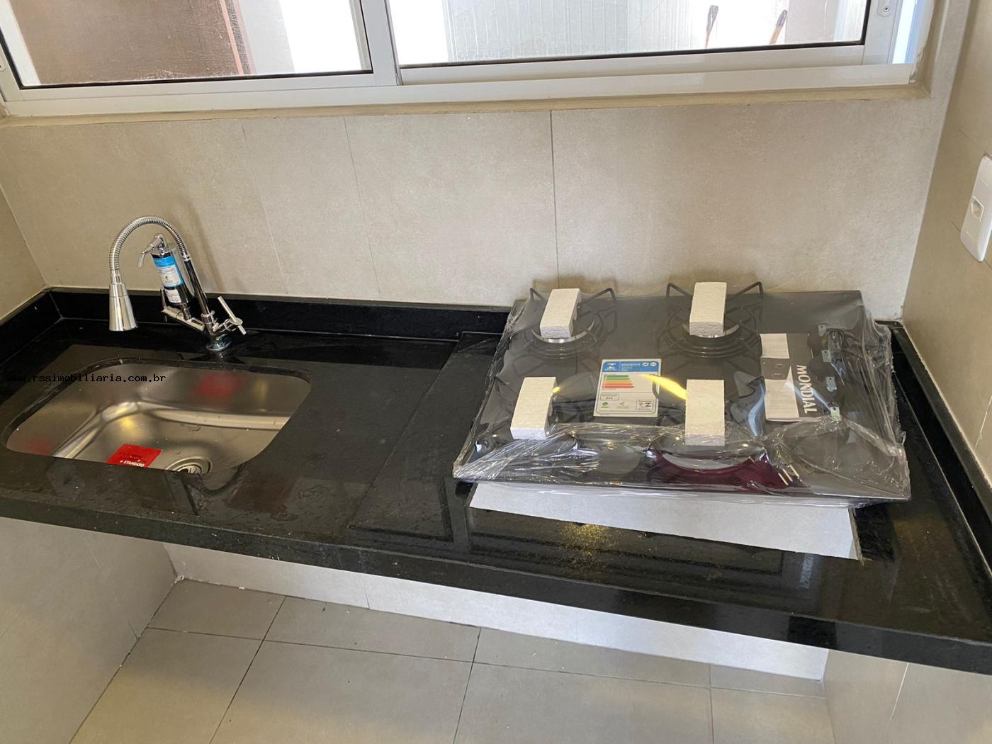 Casa à venda com 2 quartos, 56m² - Foto 13