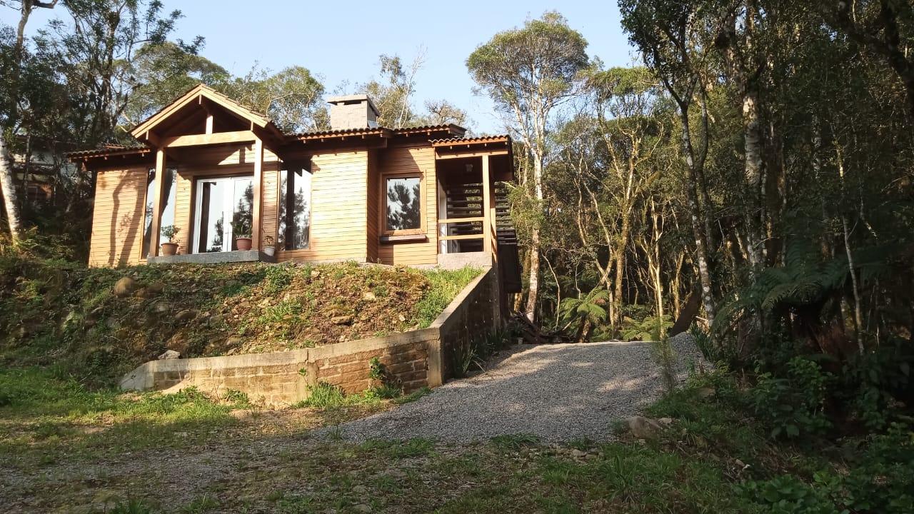 Casa para alugar com 2 quartos, 600m² - Foto 1