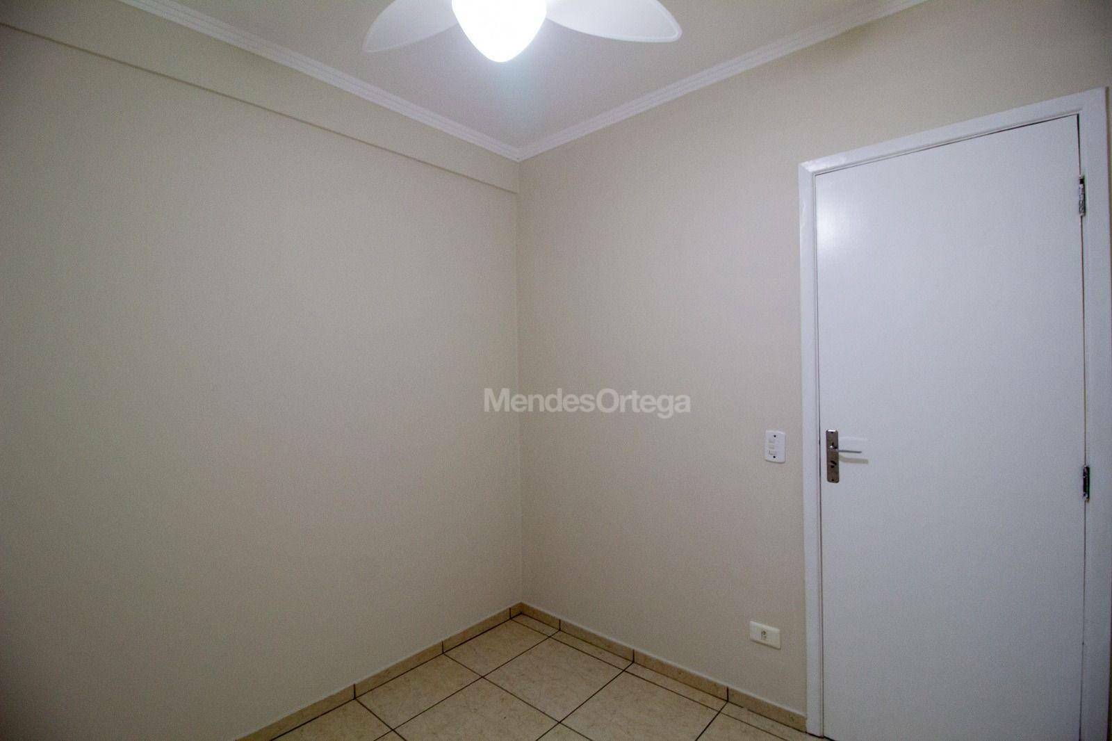 Apartamento para alugar com 3 quartos, 70m² - Foto 19