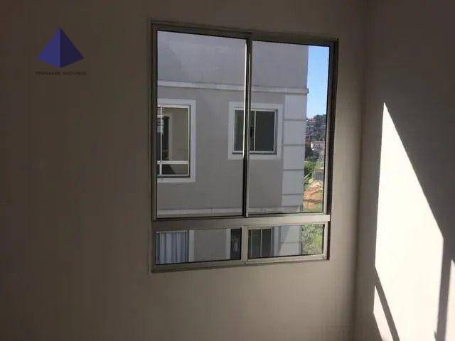 Apartamento à venda com 2 quartos, 47m² - Foto 3