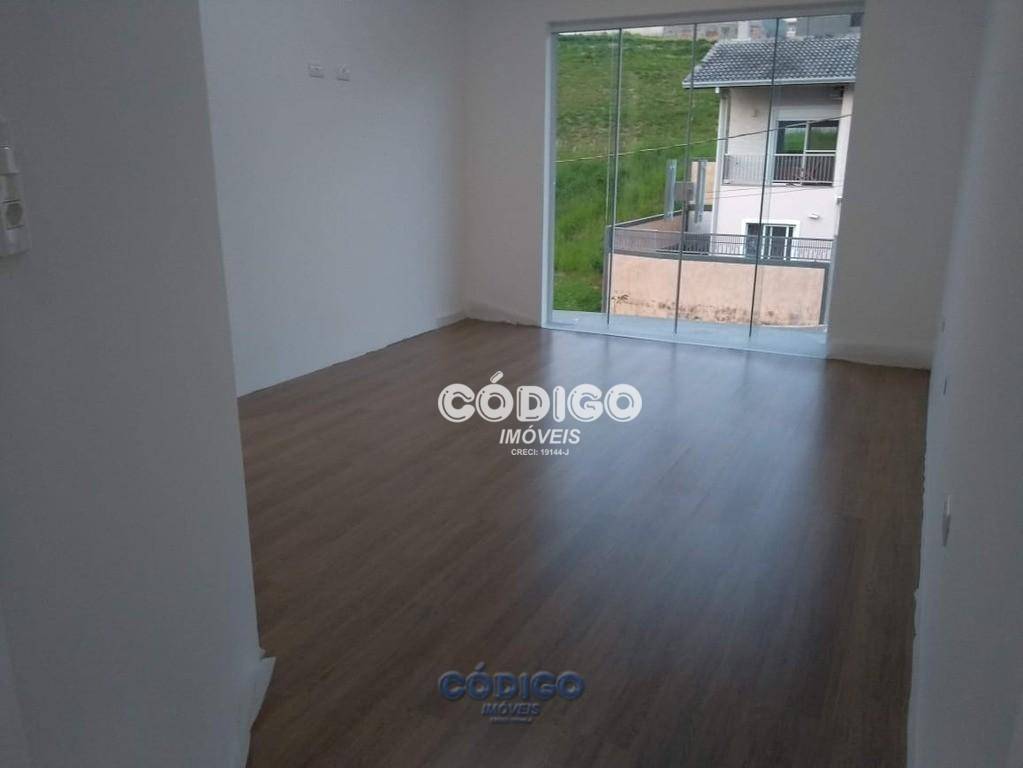 Casa à venda com 3 quartos, 280m² - Foto 13