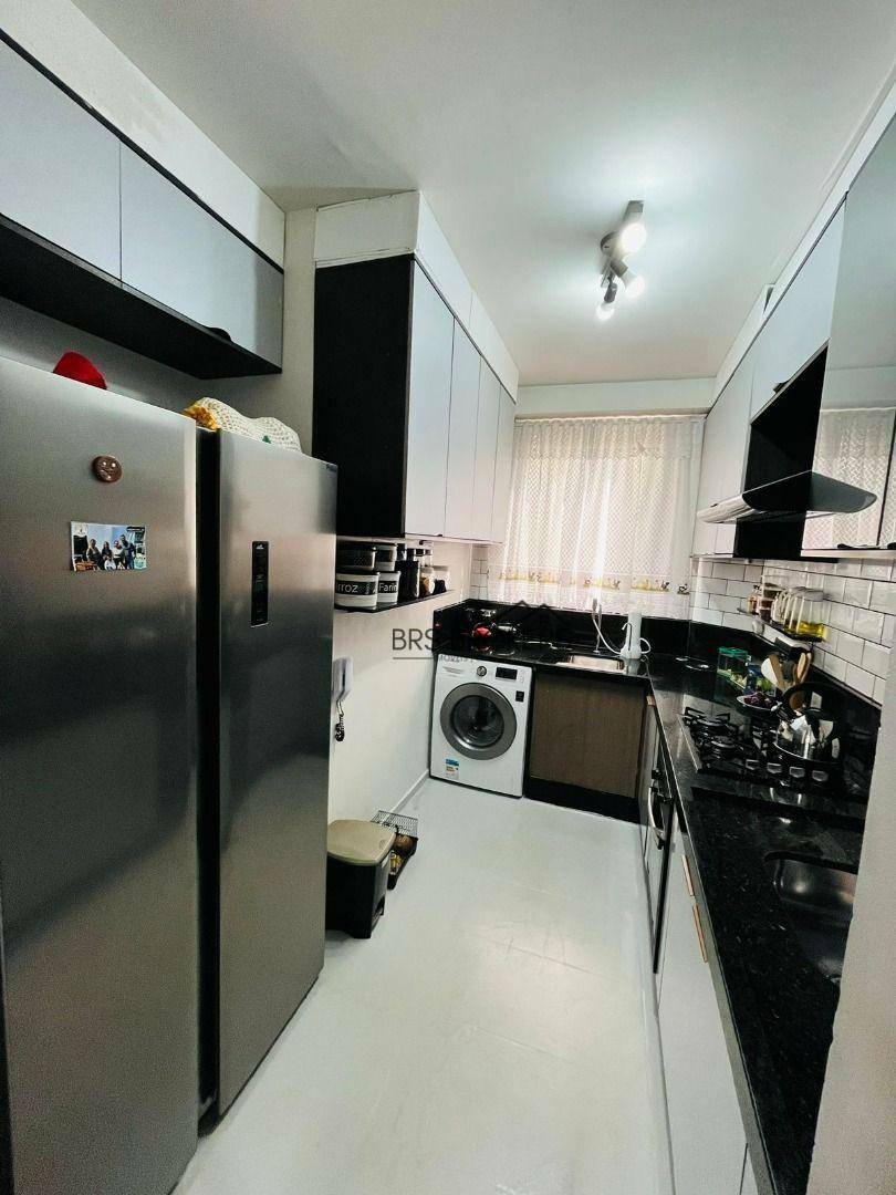 Apartamento à venda com 2 quartos, 44m² - Foto 8