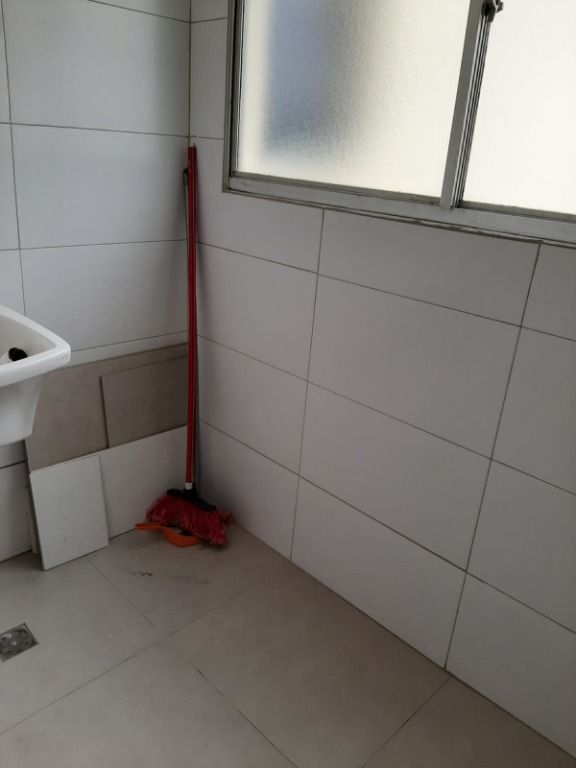 Apartamento à venda com 2 quartos, 59m² - Foto 11