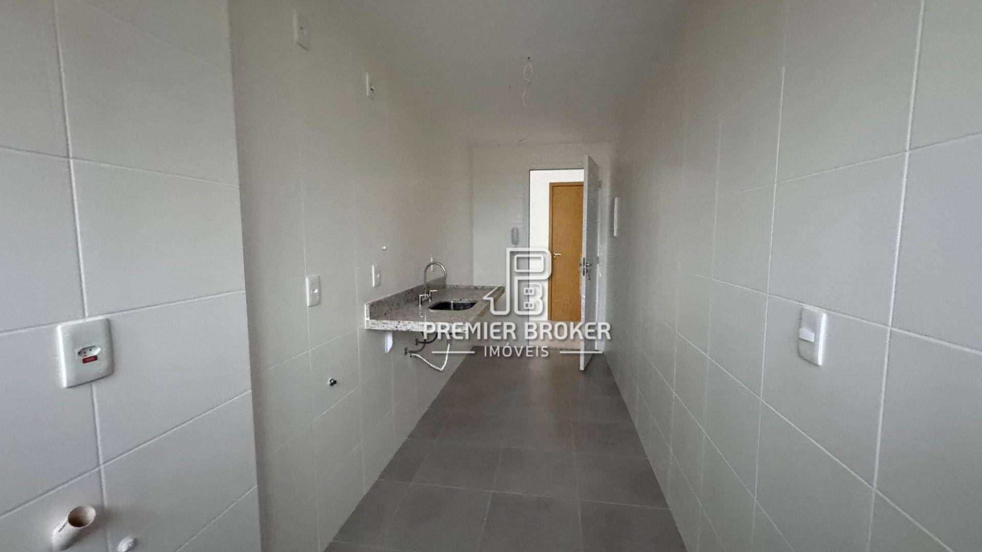 Apartamento à venda com 2 quartos, 66m² - Foto 4