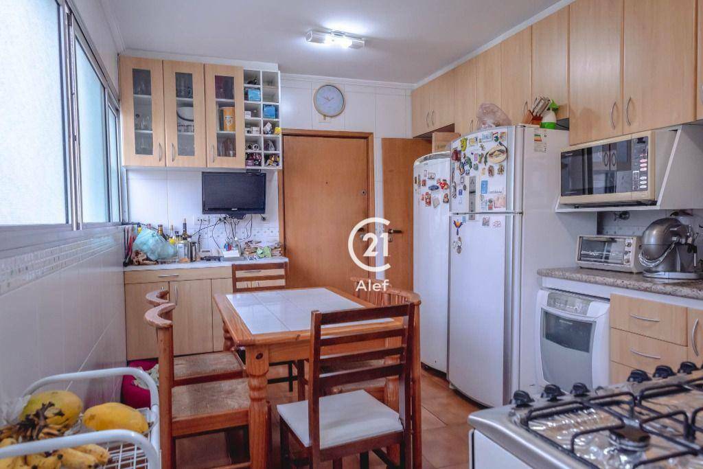 Apartamento à venda com 4 quartos, 151m² - Foto 10