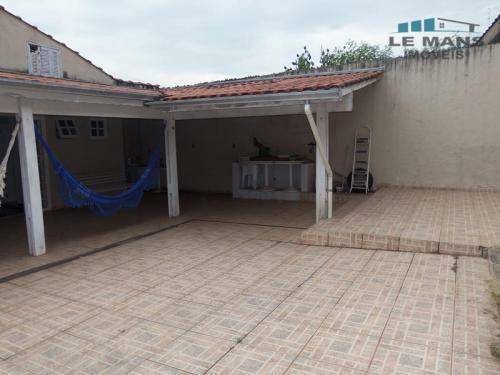 Casa à venda com 2 quartos, 200m² - Foto 14