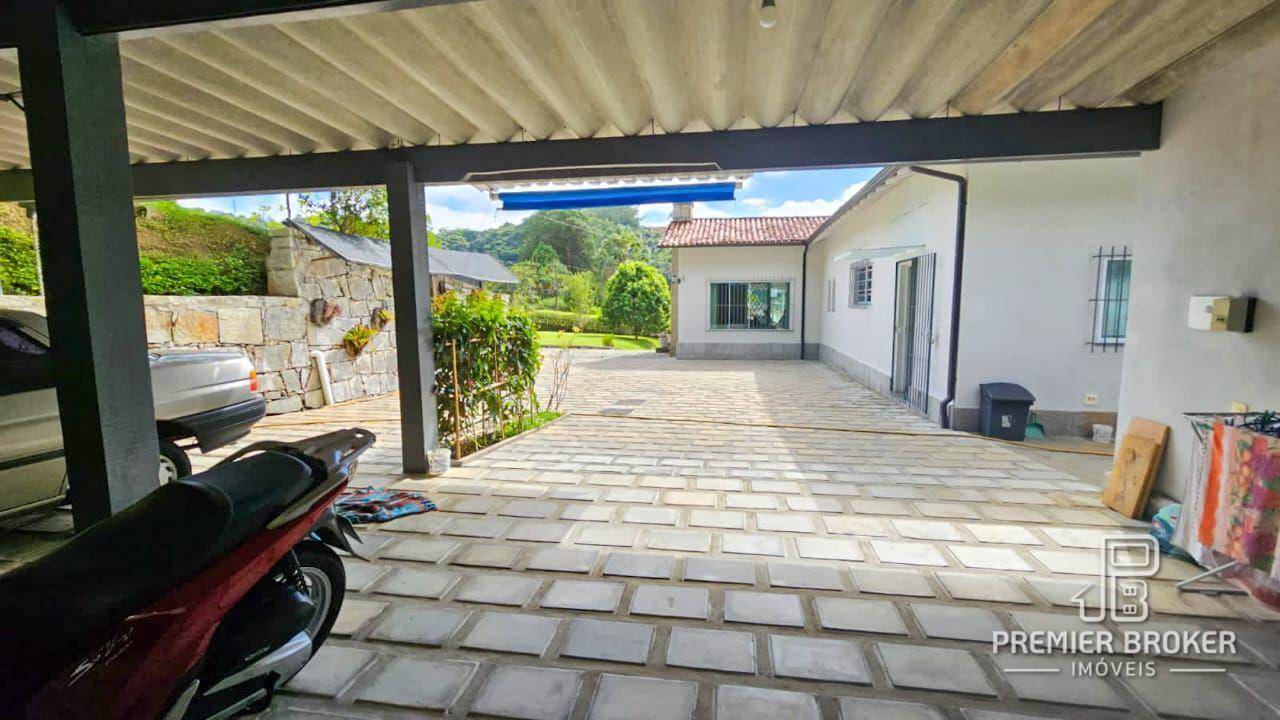 Casa à venda com 3 quartos, 240m² - Foto 38