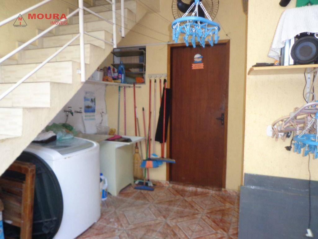 Casa à venda com 4 quartos, 120m² - Foto 8