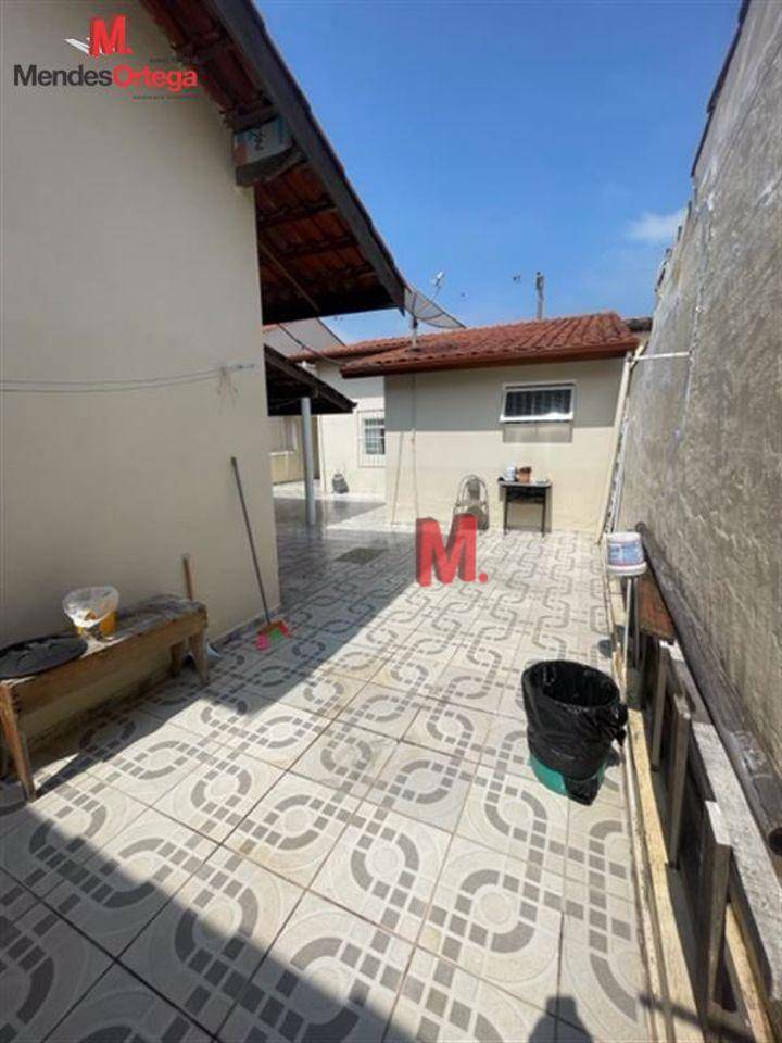 Casa à venda com 2 quartos, 151m² - Foto 14