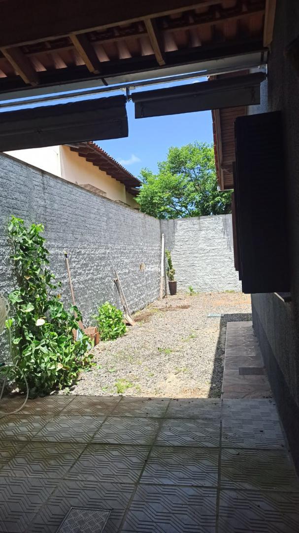 Casa à venda com 2 quartos, 100m² - Foto 30