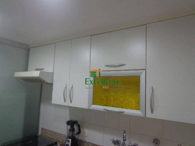 Apartamento à venda com 2 quartos, 70m² - Foto 17