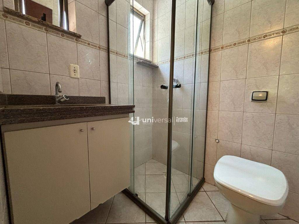 Apartamento para alugar com 3 quartos, 100m² - Foto 12