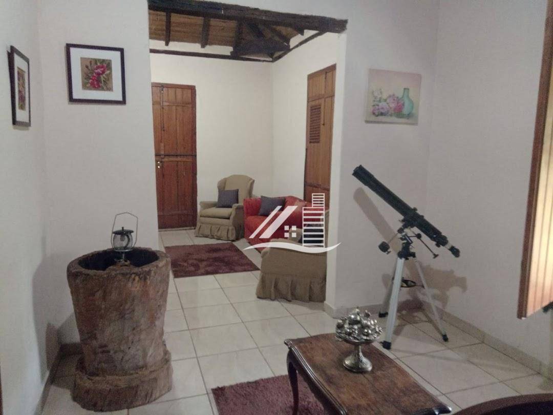 Sítio à venda com 3 quartos, 750m² - Foto 23