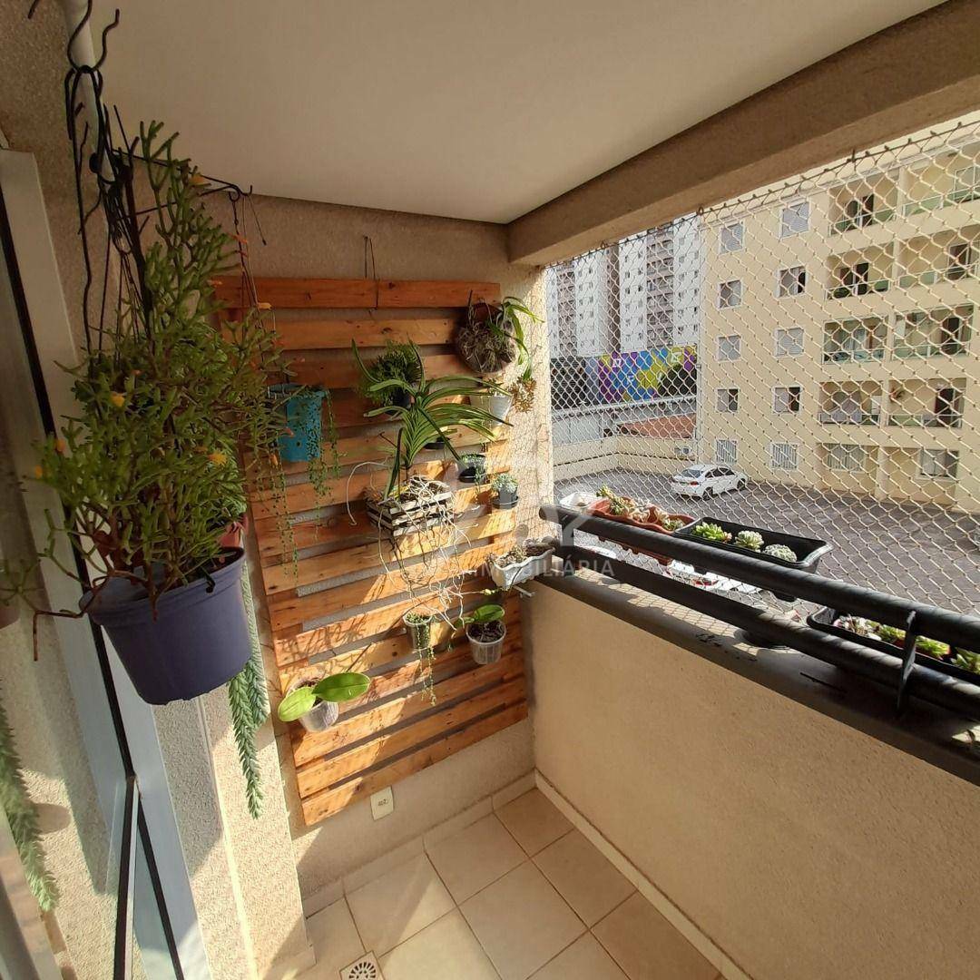 Apartamento à venda com 3 quartos, 68m² - Foto 4