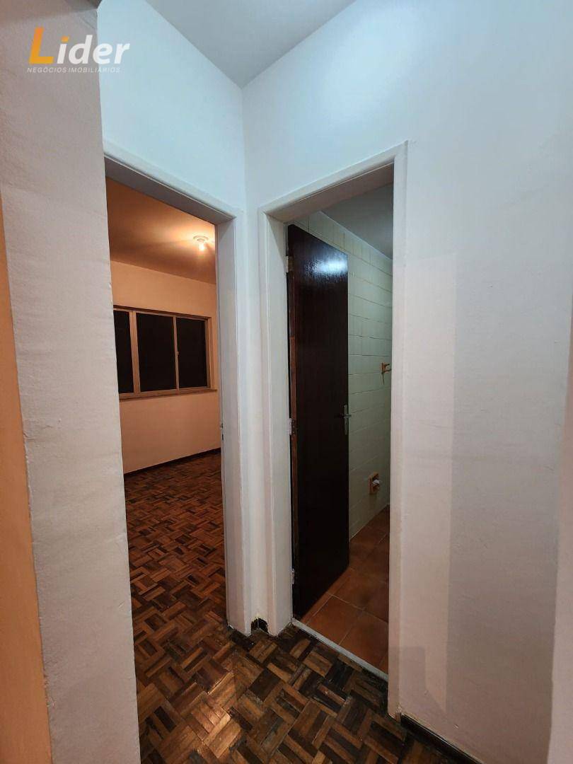 Apartamento para alugar com 1 quarto, 45m² - Foto 3