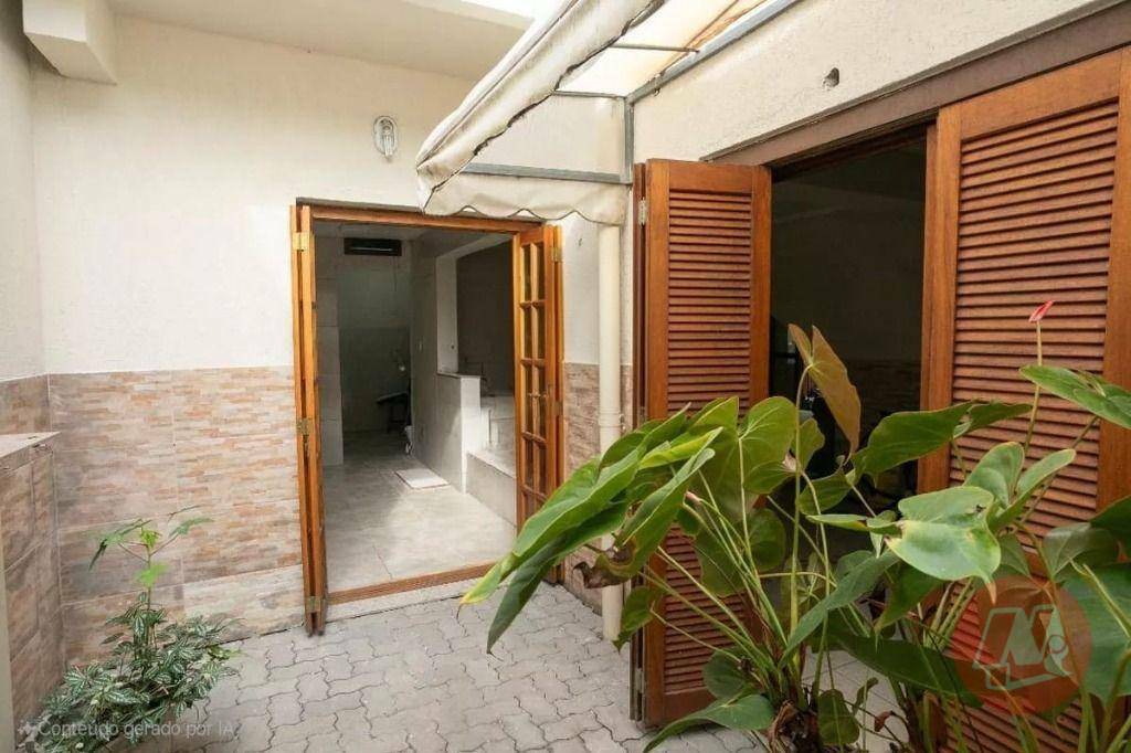 Casa para alugar com 4 quartos, 220m² - Foto 40
