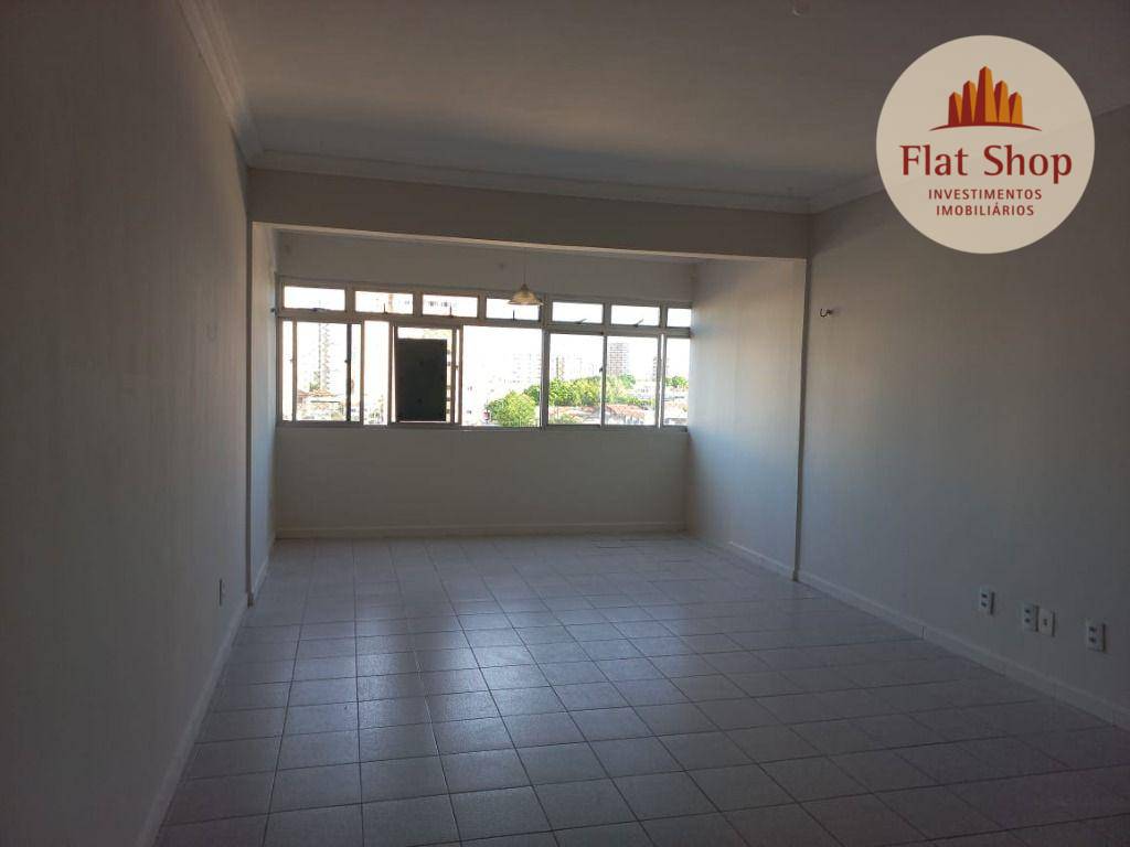 Apartamento à venda com 3 quartos, 130m² - Foto 13