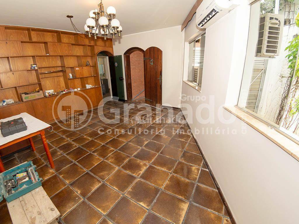 Casa à venda com 4 quartos, 400m² - Foto 14