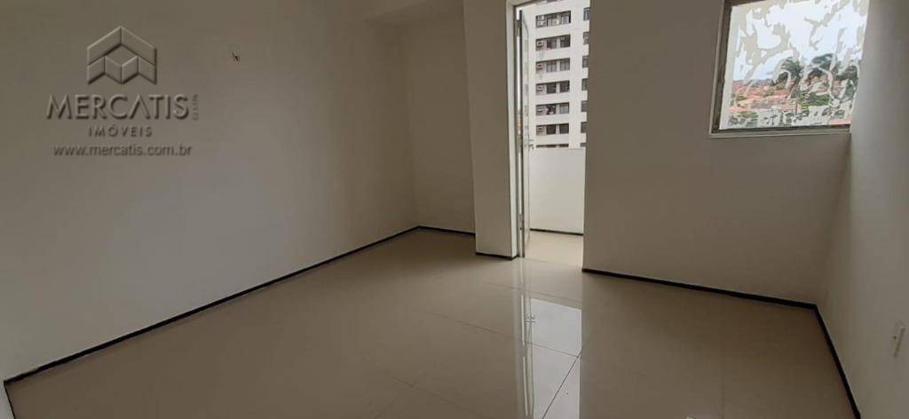 Apartamento à venda com 3 quartos, 100m² - Foto 7