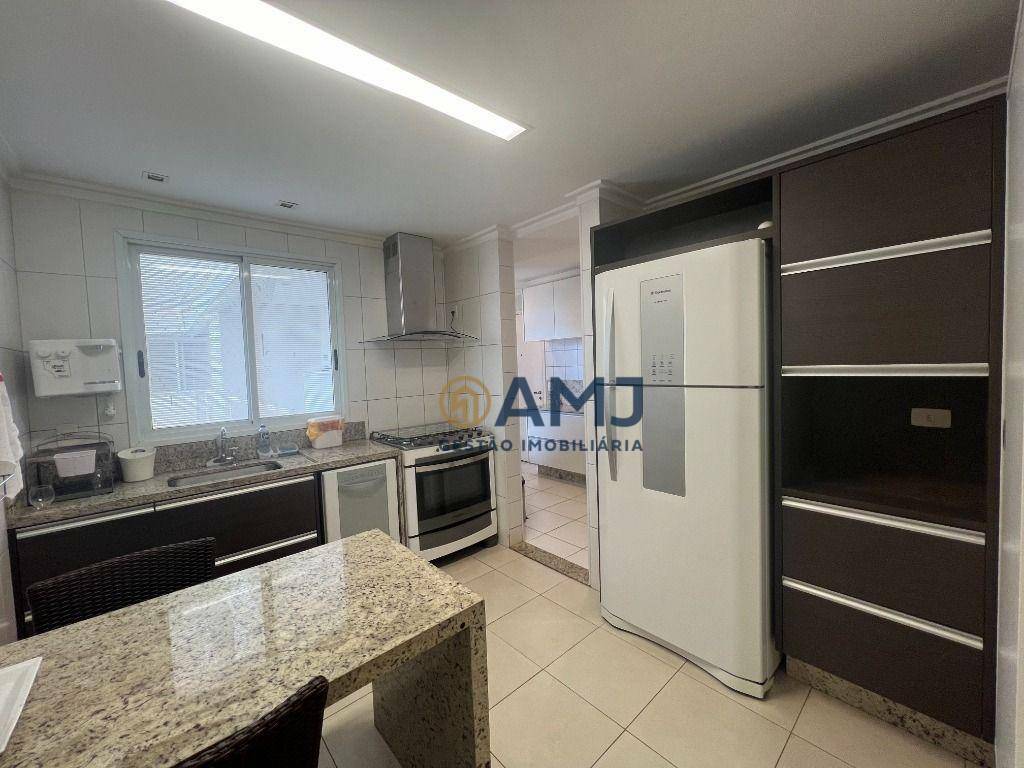 Apartamento à venda com 4 quartos, 154m² - Foto 13