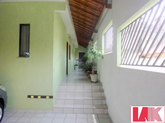 Sobrado à venda com 3 quartos, 132m² - Foto 2