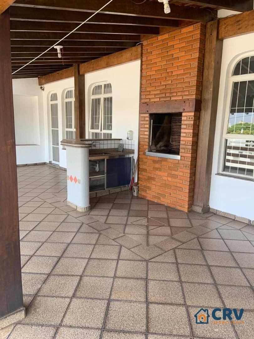 Casa à venda e aluguel com 3 quartos, 320m² - Foto 33