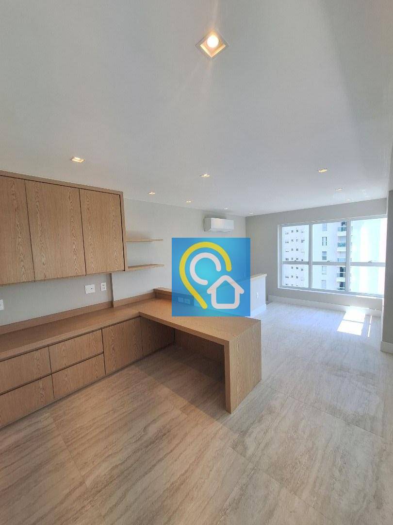 Apartamento para alugar com 3 quartos, 338m² - Foto 8