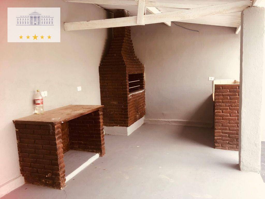 Casa para alugar com 3 quartos, 179m² - Foto 6