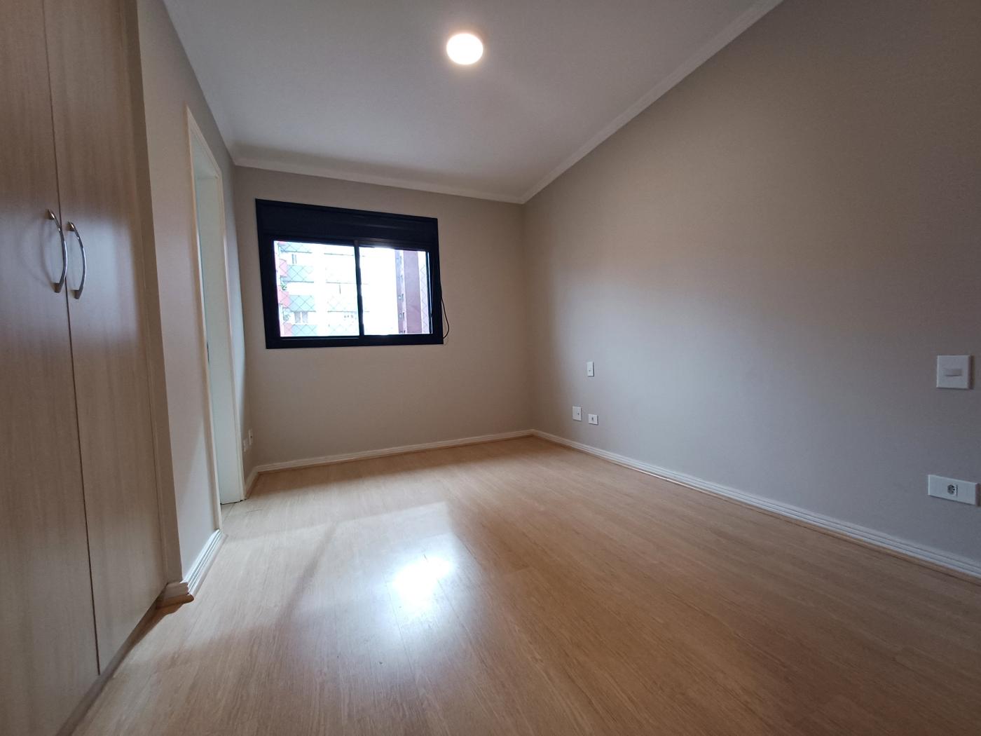 Apartamento para alugar com 3 quartos, 133m² - Foto 19