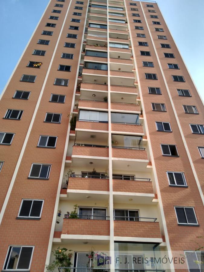 Apartamento à venda com 3 quartos, 87m² - Foto 1