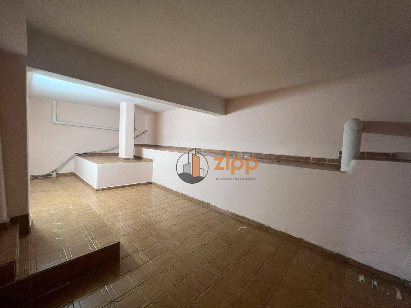 Sobrado à venda com 6 quartos, 300m² - Foto 46