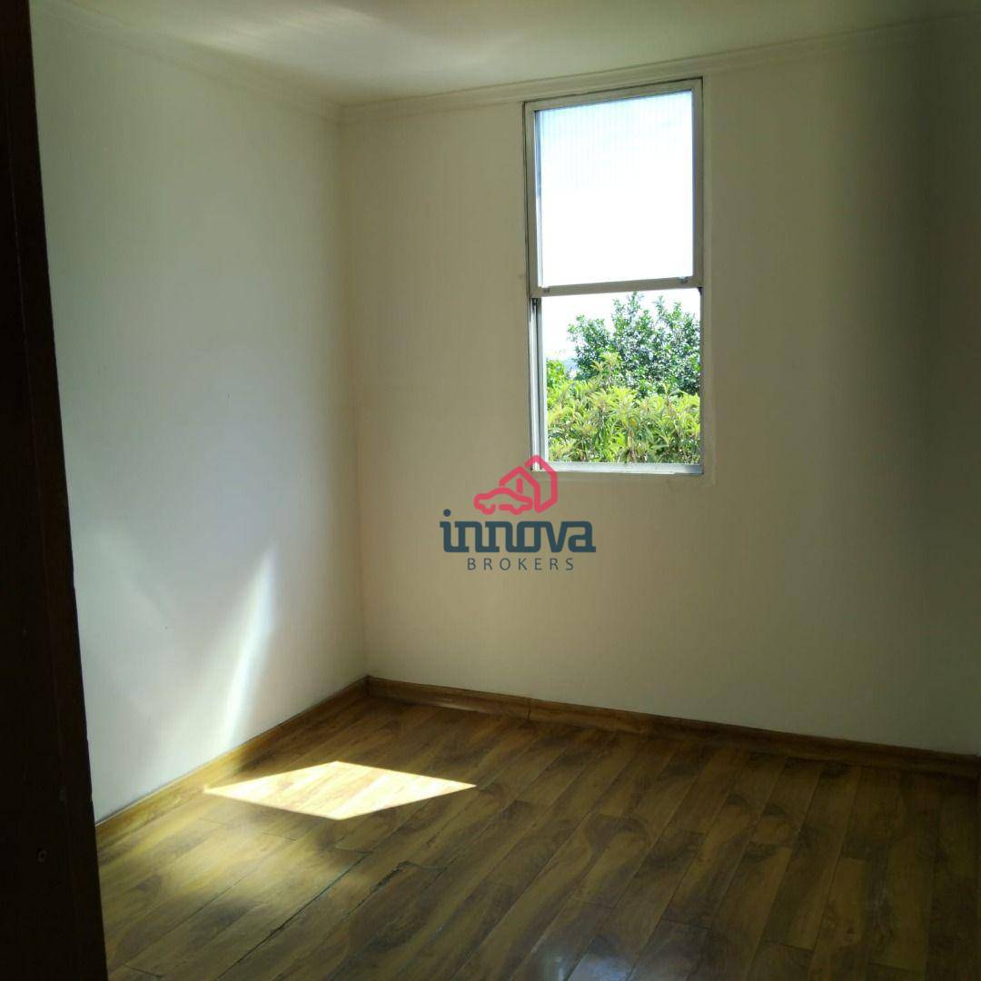 Apartamento à venda com 3 quartos, 50m² - Foto 1