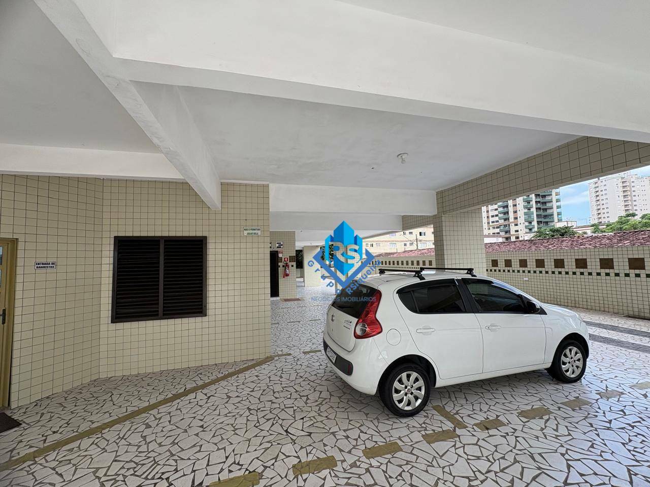Apartamento à venda e aluguel com 1 quarto, 55m² - Foto 17