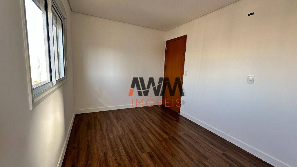 Apartamento à venda com 3 quartos, 130m² - Foto 16