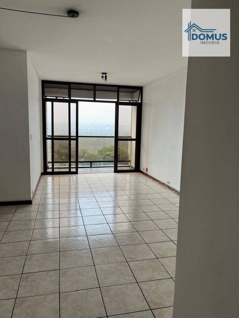 Apartamento para alugar com 3 quartos, 115m² - Foto 1