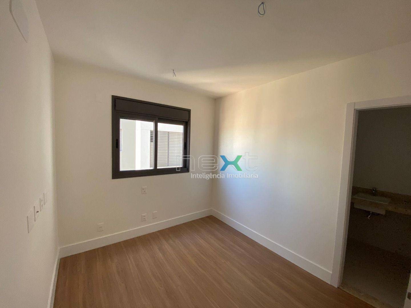 Apartamento à venda com 3 quartos, 181m² - Foto 9