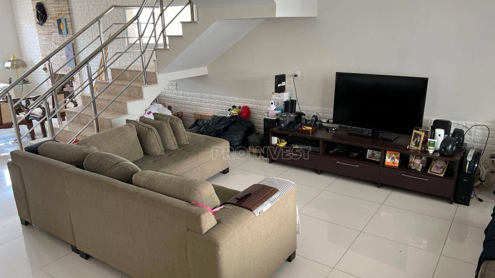 Casa de Condomínio à venda com 4 quartos, 319m² - Foto 3