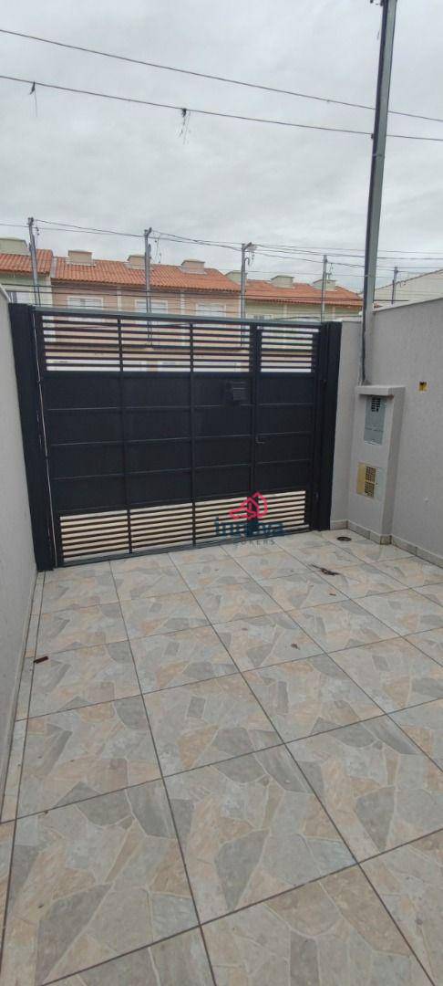 Sobrado à venda com 2 quartos, 64m² - Foto 3