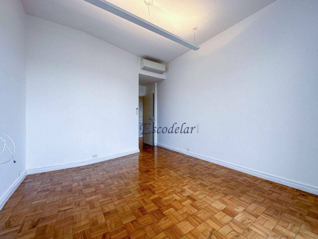 Apartamento para alugar com 4 quartos, 460m² - Foto 23