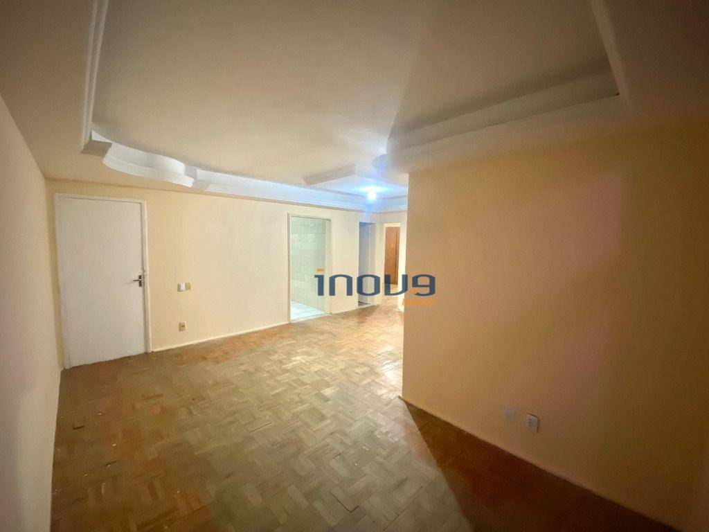 Apartamento para alugar com 4 quartos, 117m² - Foto 4