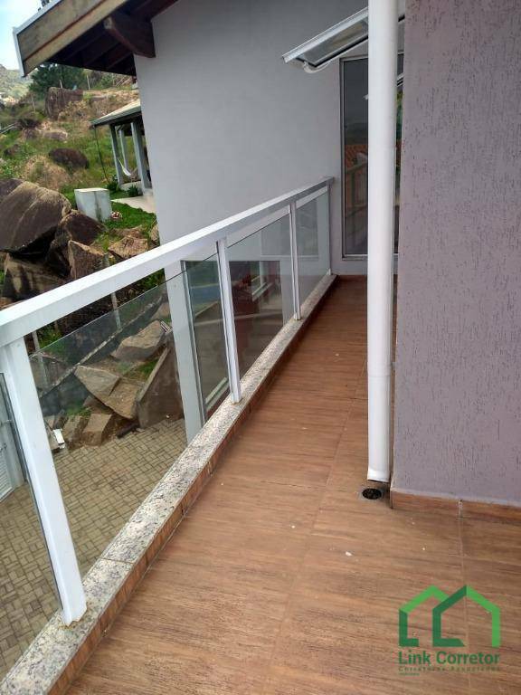 Casa de Condomínio à venda com 3 quartos, 220m² - Foto 44